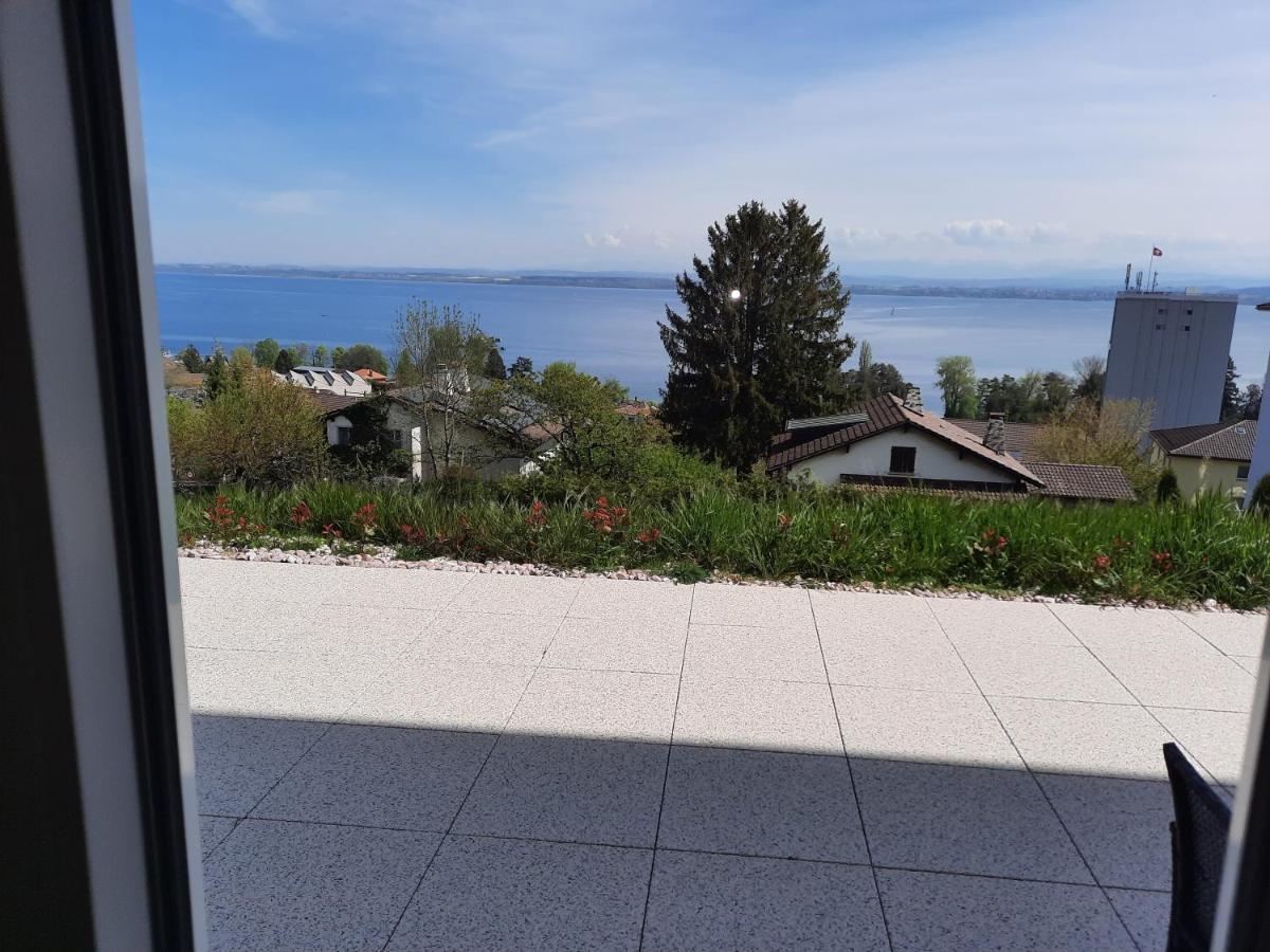 Littoral Lac Gorgier Kültér fotó